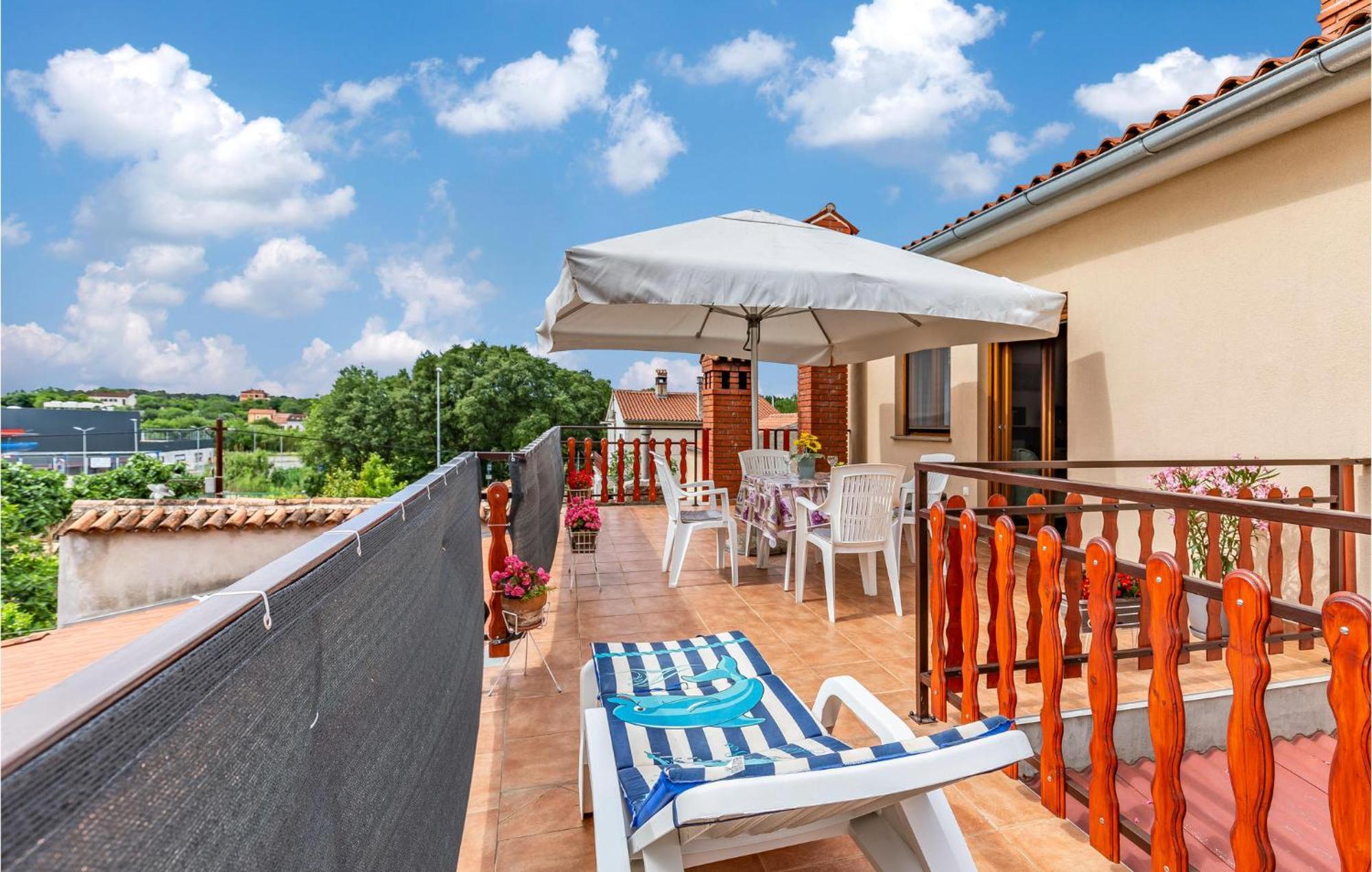 Awesome Apartment In Pula With Wifi Exterior photo