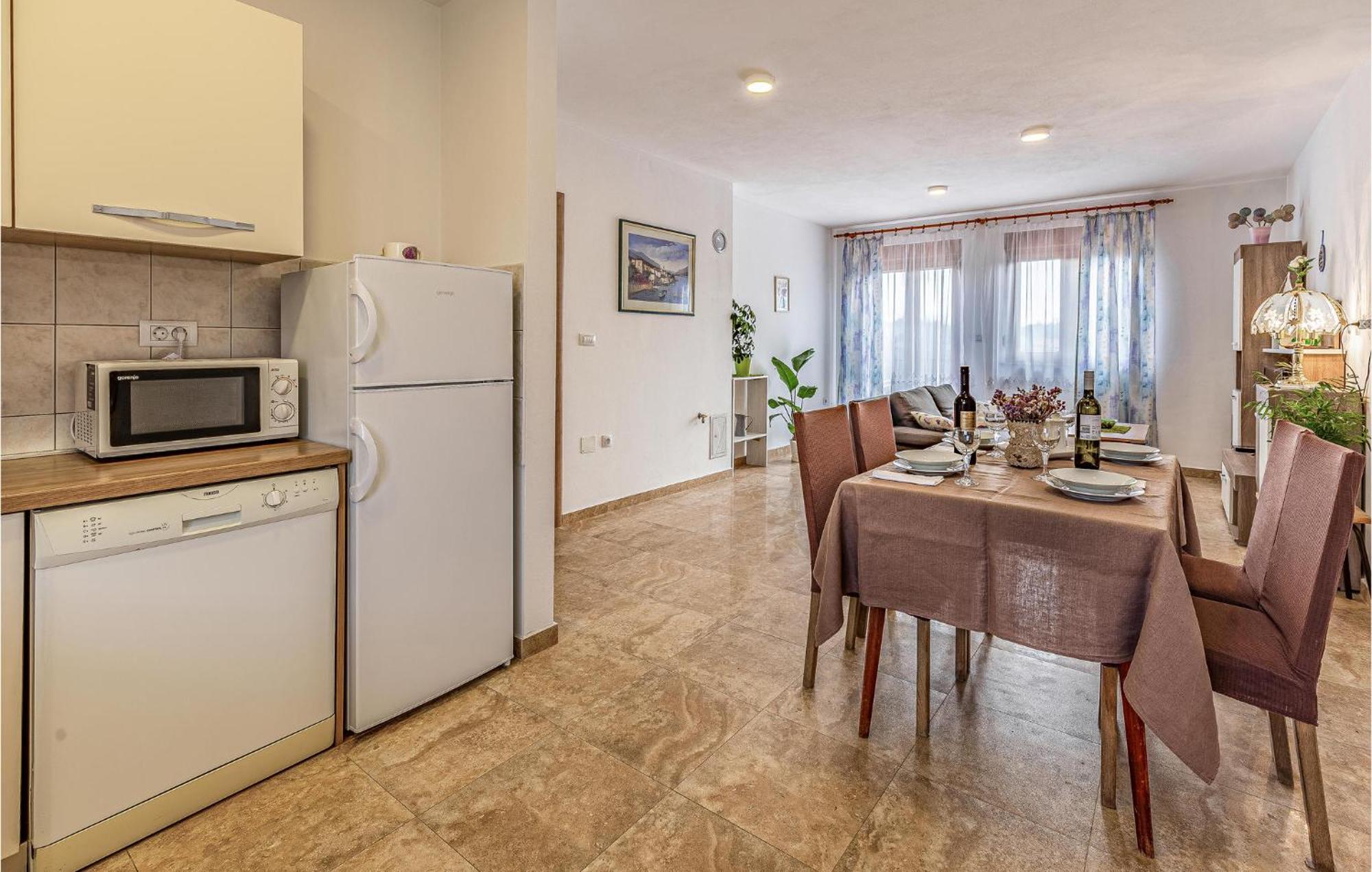 Awesome Apartment In Pula With Wifi Exterior photo
